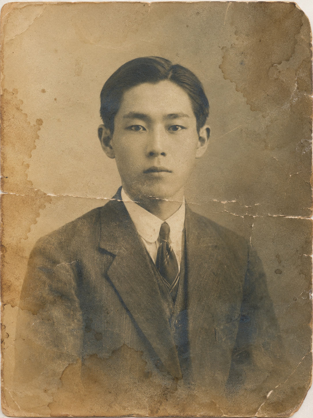 古い写真の修復前｜傷・退色のある状態